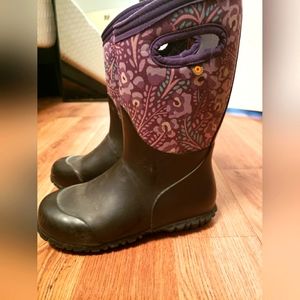 [Bogs] Kids Sz 1 Purple Floral Waterproof Insulated Boots